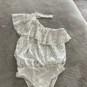 Forever 21 one shoulder bodysuit